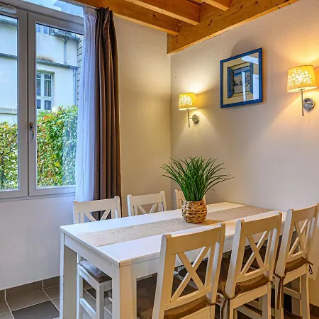 ヴィラ Chateau De Kergonano- Dans L'orangerie-4 By Interhome