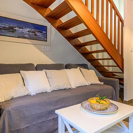 Chateau De Kergonano- Dans L'orangerie-4 By Interhome *